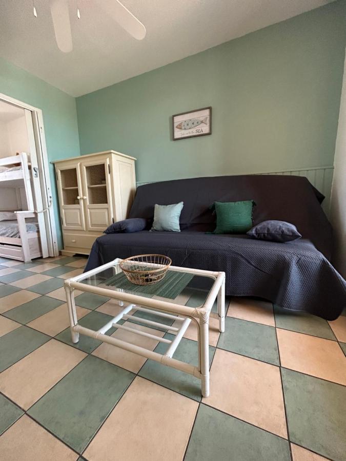 Studio Vue Mer Situe A Cote De La Plage Quartier Des Quilles Sète Esterno foto