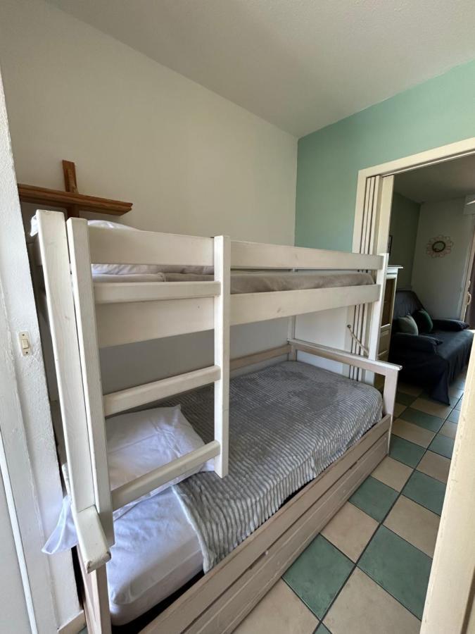 Studio Vue Mer Situe A Cote De La Plage Quartier Des Quilles Sète Esterno foto
